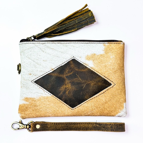 Handbags - Hair On Hide Leather Wristlet Cowhide Clutch Western Ranch Rustic Brown/White